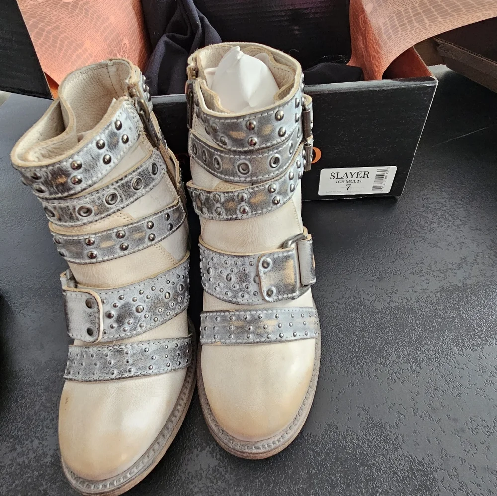 freebird Cream and Gray Studded Leather Ankle Booties - Picture 4 of 7